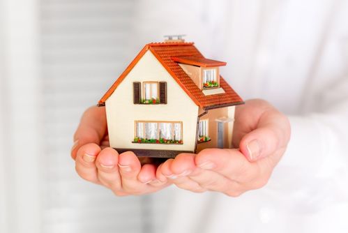 北京上海房產(chǎn)經(jīng)紀(jì)人本科占比超六成 行業(yè)專業(yè)化轉(zhuǎn)型的積極信號